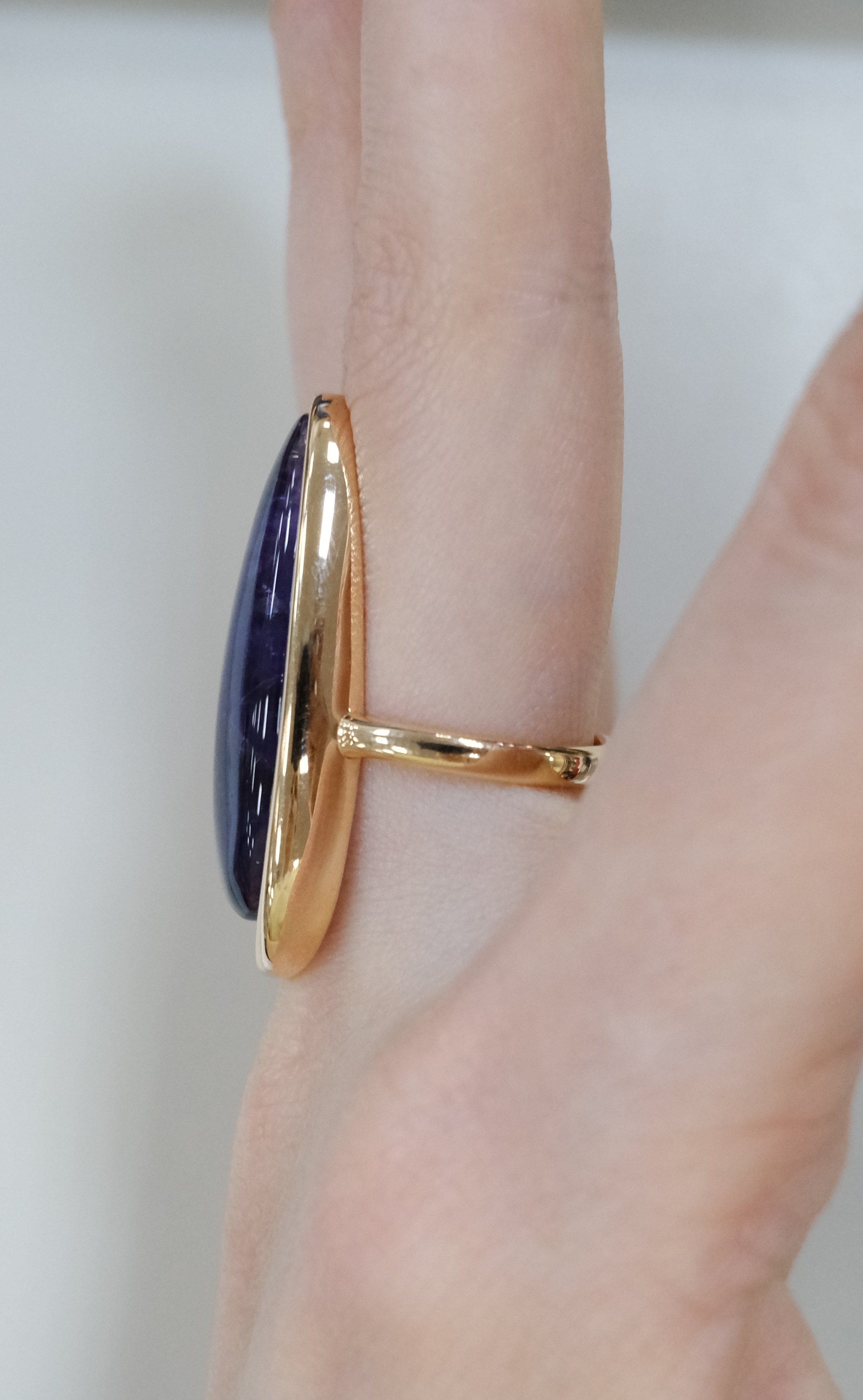 Серебряное кольцо с аметистом